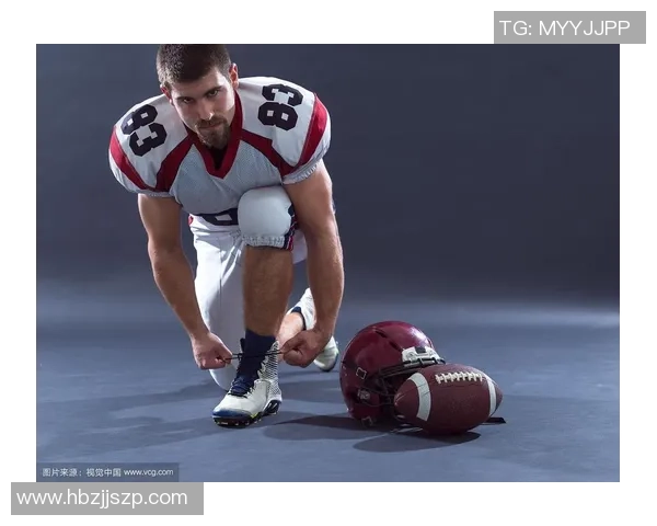 足球球星肌肉力量展示揭秘运动员训练背后的辛勤付出与坚持